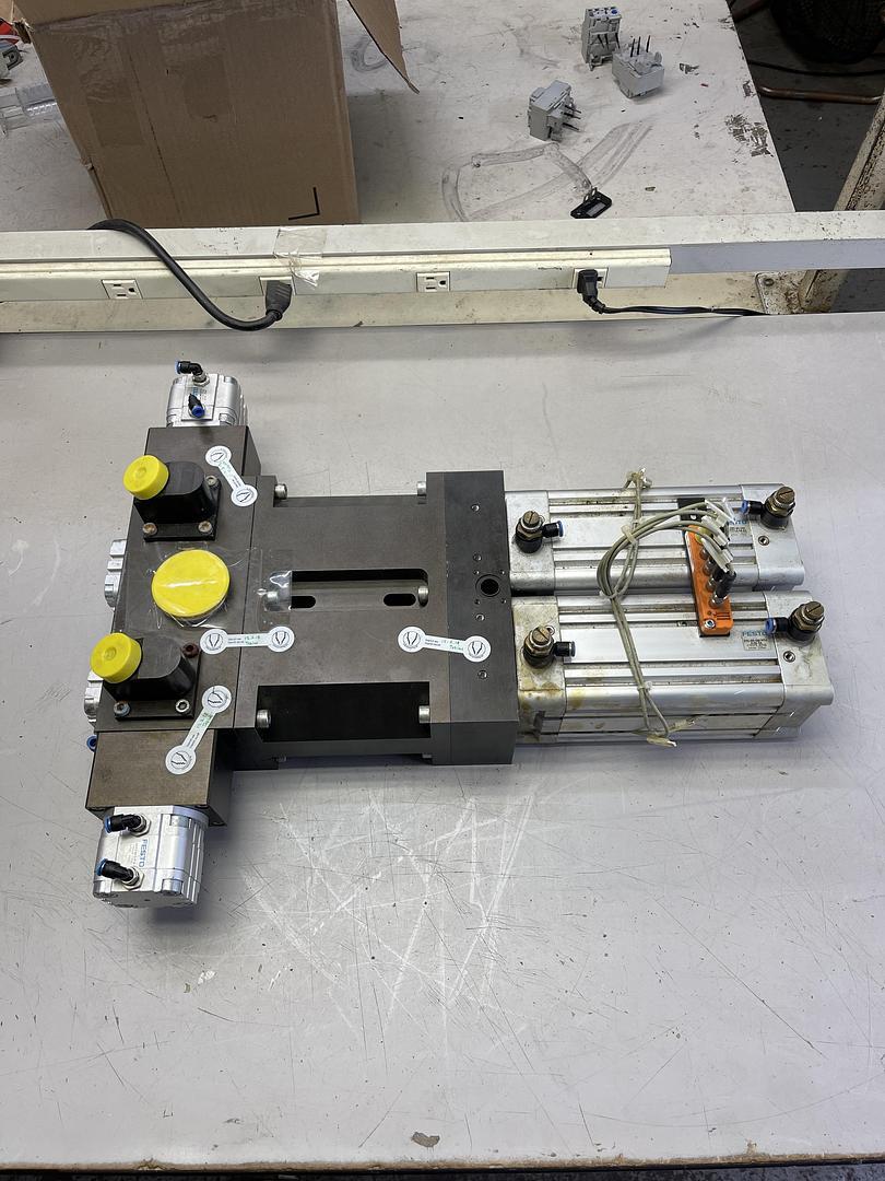 FESTO DNC-80-100-PPV-A-S6-SA, ADVU-40-5-P-A