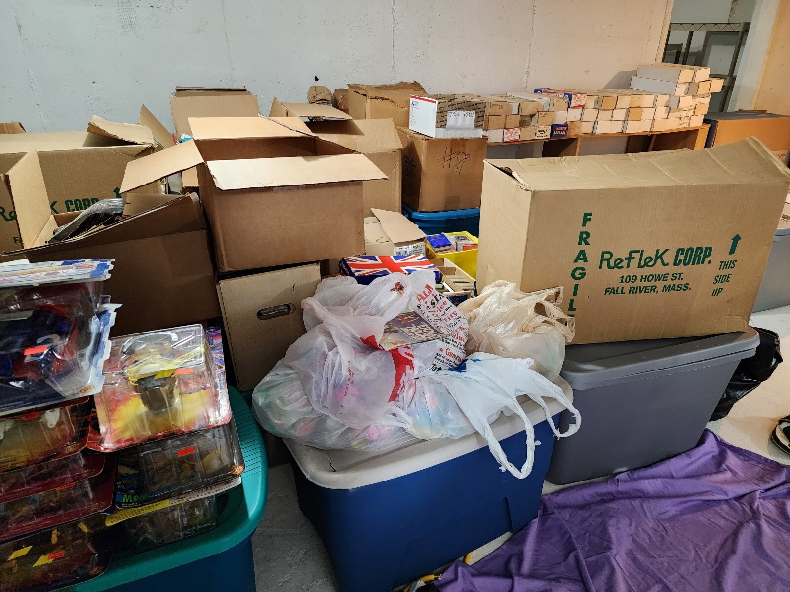 Collectibles & Trading Cards Business HUGE Inventory Website eBay Store Supplies