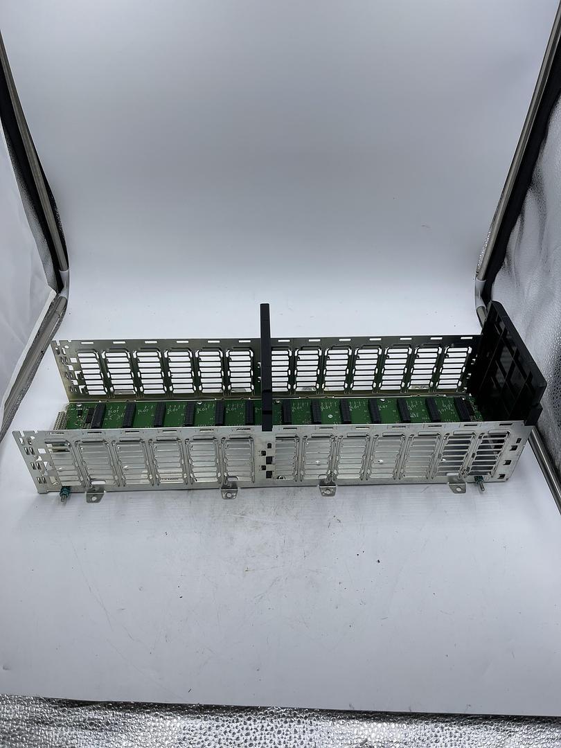 Allen-Bradley 1756-A13 Ser C